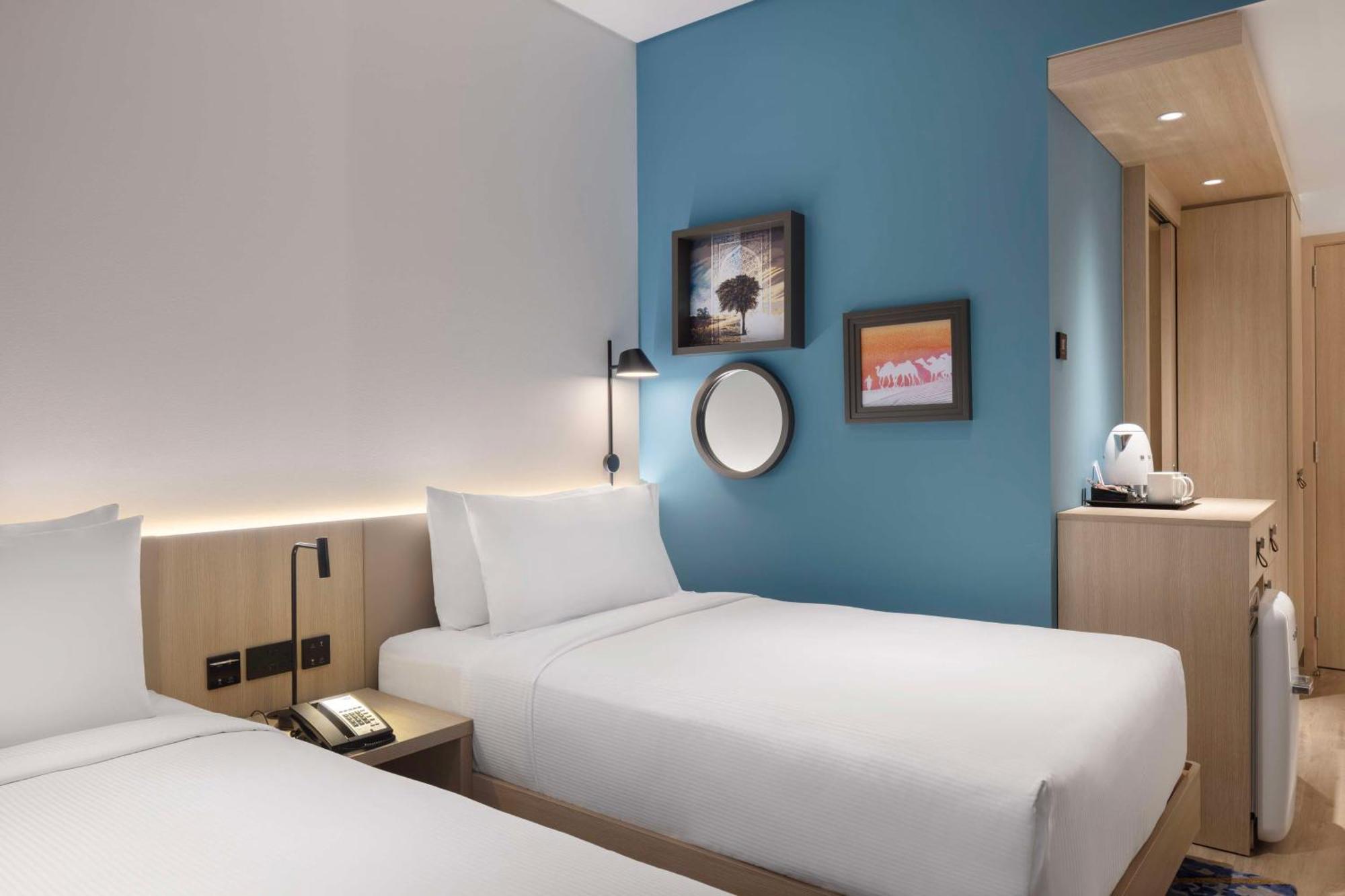 Hampton By Hilton Kuwait Salmiya Hotel Kuwait City Exterior photo
