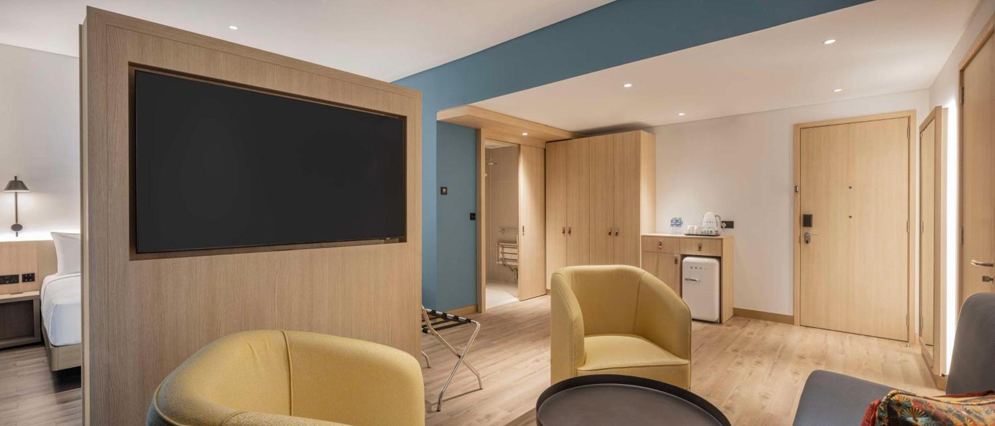 Hampton By Hilton Kuwait Salmiya Hotel Kuwait City Exterior photo