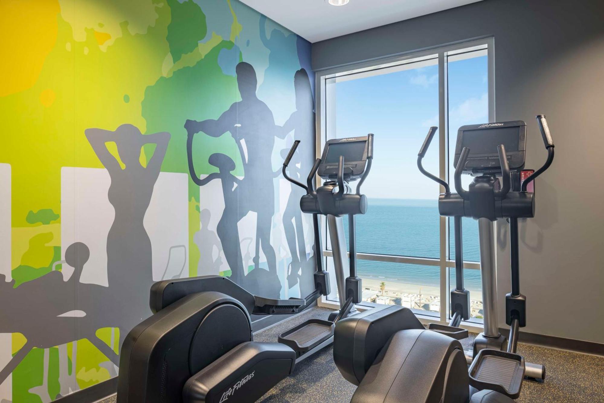 Hampton By Hilton Kuwait Salmiya Hotel Kuwait City Exterior photo