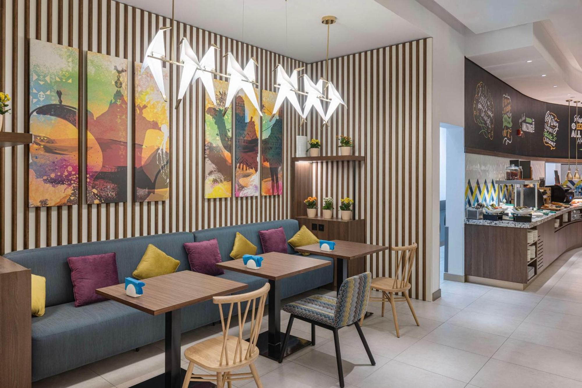 Hampton By Hilton Kuwait Salmiya Hotel Kuwait City Exterior photo