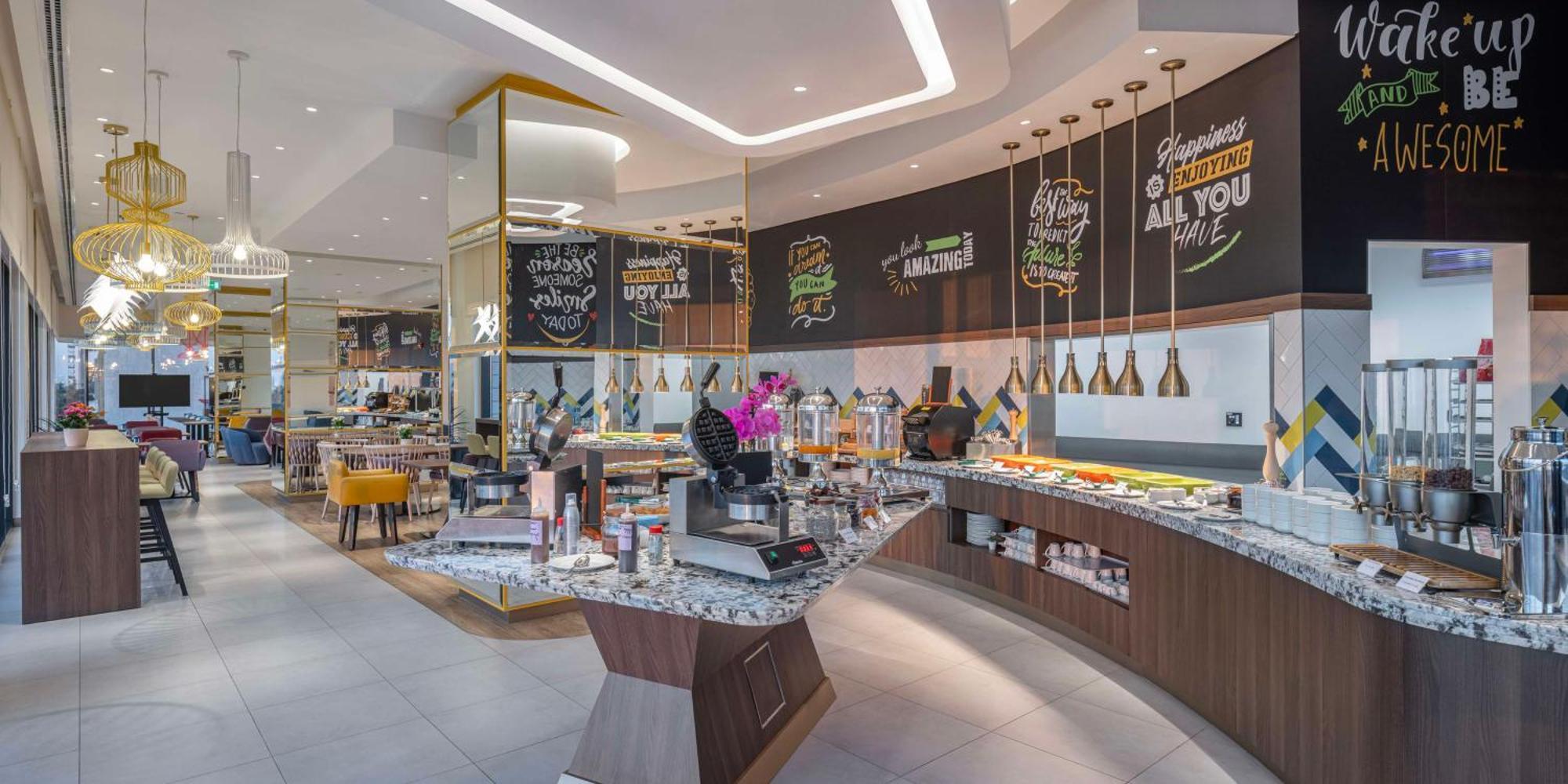 Hampton By Hilton Kuwait Salmiya Hotel Kuwait City Exterior photo