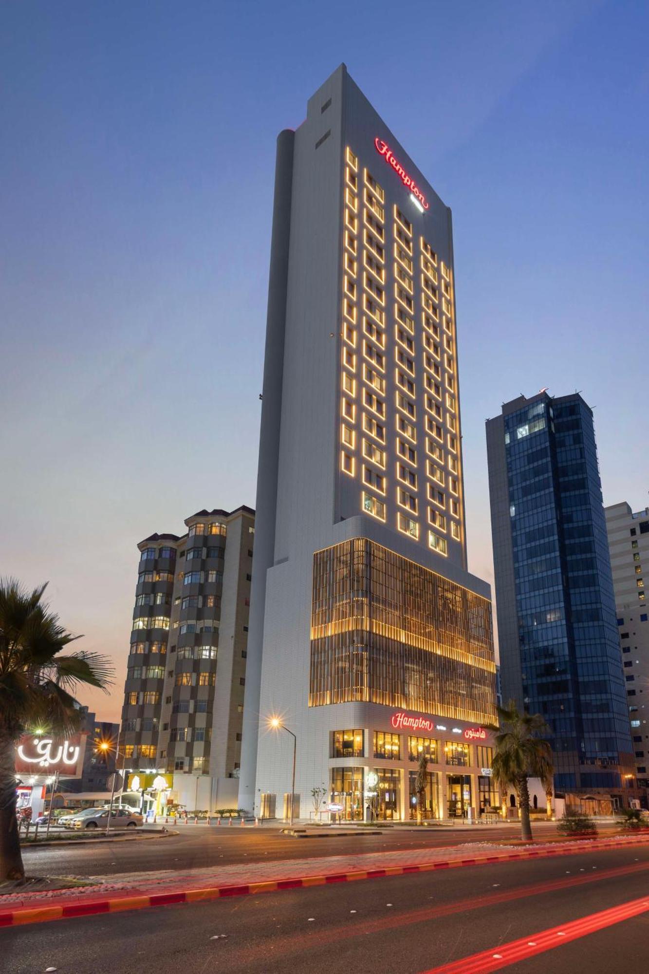Hampton By Hilton Kuwait Salmiya Hotel Kuwait City Exterior photo