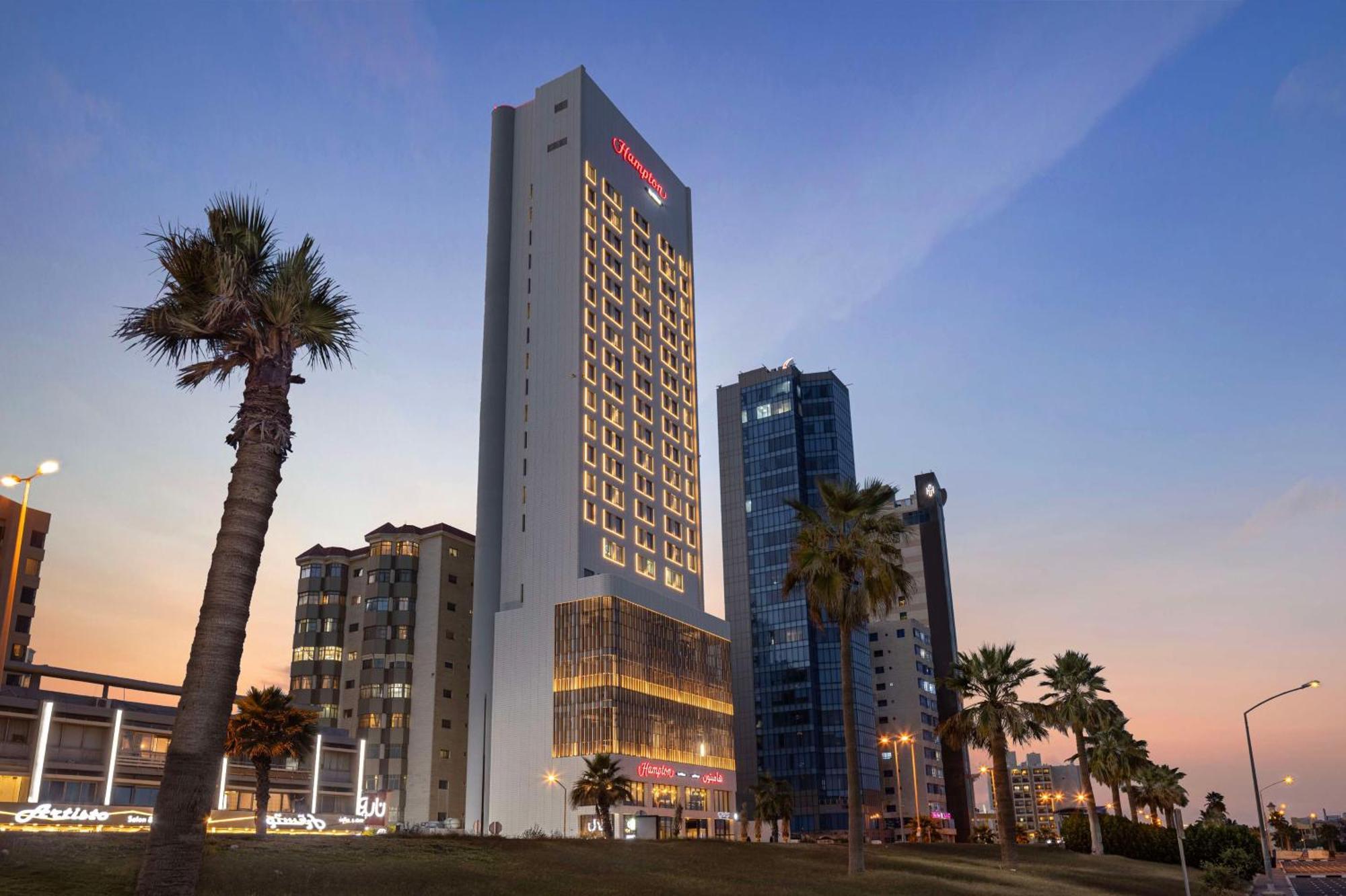 Hampton By Hilton Kuwait Salmiya Hotel Kuwait City Exterior photo